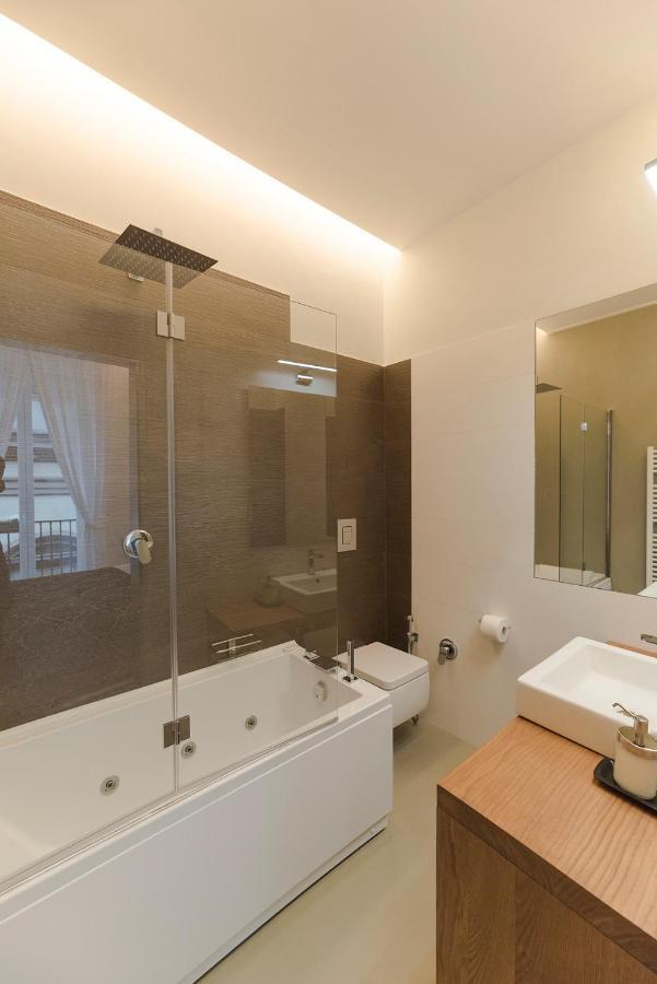 A Misura Duomo Rooms & Apartment - Ls Accommodations Naples Exterior photo